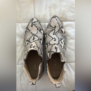 Snakeskin low cut booties!